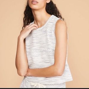 NWT Lou & Grey muscle Boucle crop top